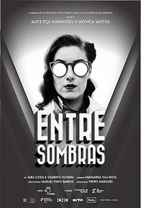 Entre sombras (Entre sombras)