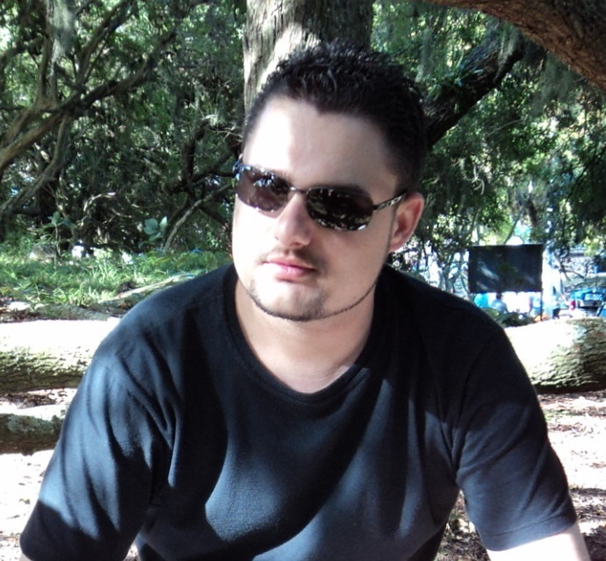 Ricardo L. Limas - Foto 6