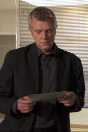 Poster de Episódio Tourner la page (2009)