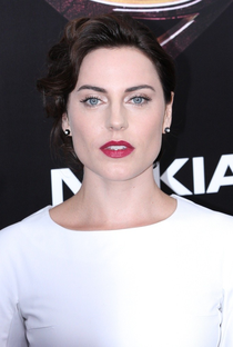 Antje Traue - Poster 3