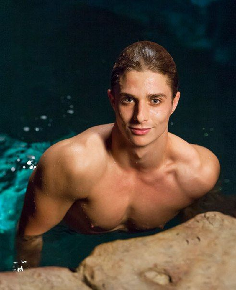 Alexander Cubis - Foto 1