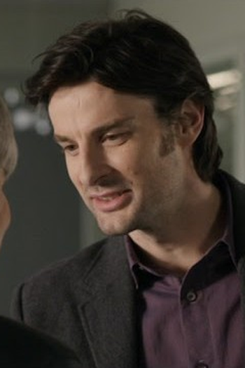 Poster de Episódio Run (1) (2010)