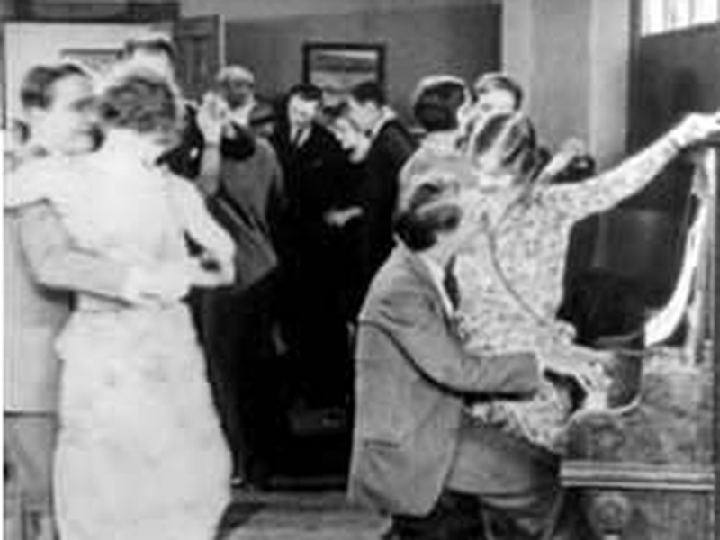 Foto 1 de The Dancing Town