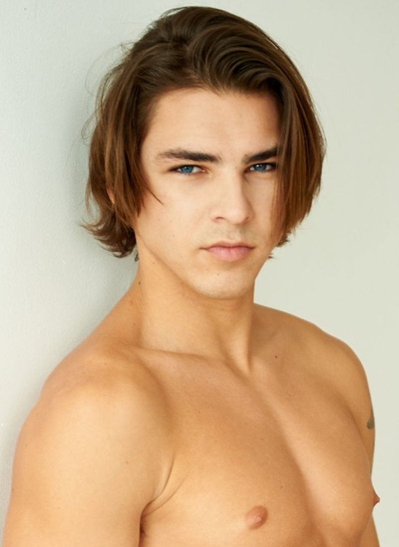 Alex D. Jennings - Foto 1