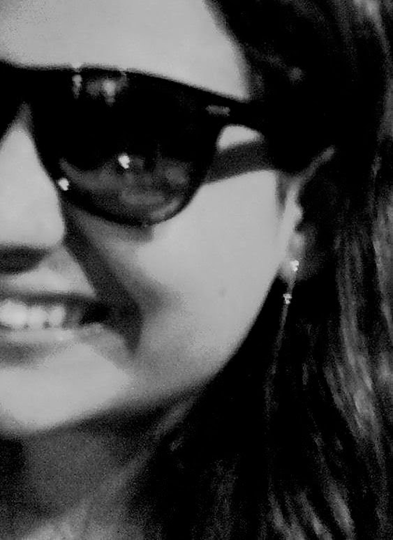Rayra Santoro - Foto 1