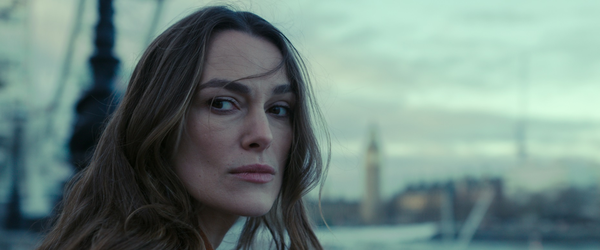 Assista 2º trailer de Black Doves, série de espionagem com Keira Knightley