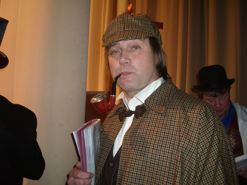 Foto 1 de Sherlock Holmes by Distorting Mirror No. 68