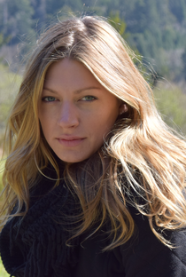 Jes Macallan - Poster 3