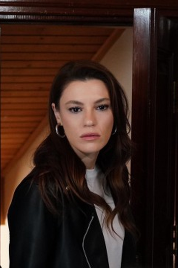Poster de Episódio 16. Bölüm (2024)