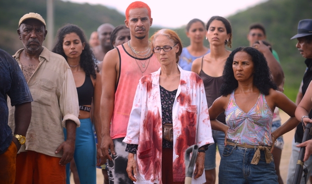 Bacurau, com Sonia Braga, ganha primeiro teaser