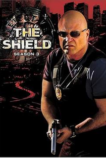 The Shield - Acima da Lei (3ª Temporada) - Poster / Capa / Cartaz - Oficial 1