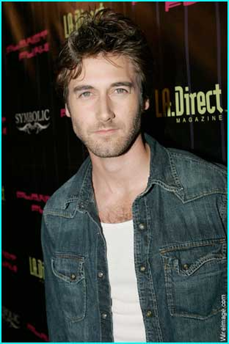 Ryan Eggold - Foto 2