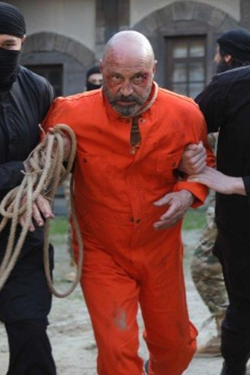Poster de Episódio 14. Bölüm (2022)