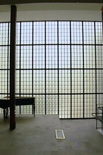 Poster de Episódio La Maison de Verre (2005)