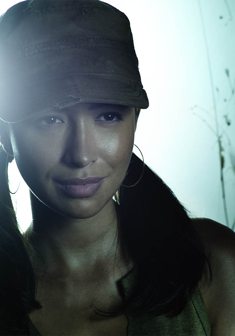 Christian Serratos - Foto 3
