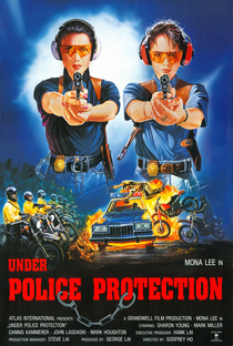 Sob Proteção Policial - Poster / Capa / Cartaz - Oficial 1