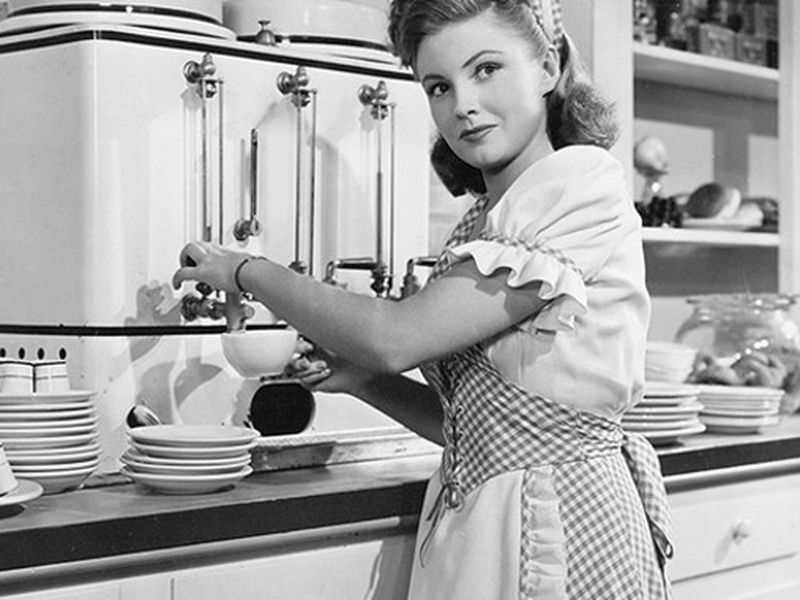 Foto 1 de Cinderella Jones