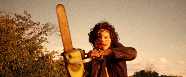 A24 quer renovar 'O Massacre da Serra Elétrica' com diretor em ascensão