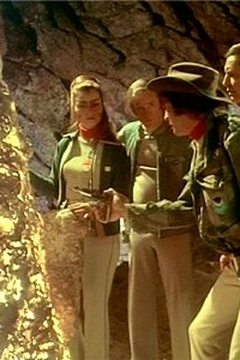 Poster de Episódio All That Glisters (1976)