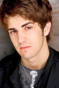 Nick Palatas (20 de Janeiro de 1988) | Artista | Filmow
