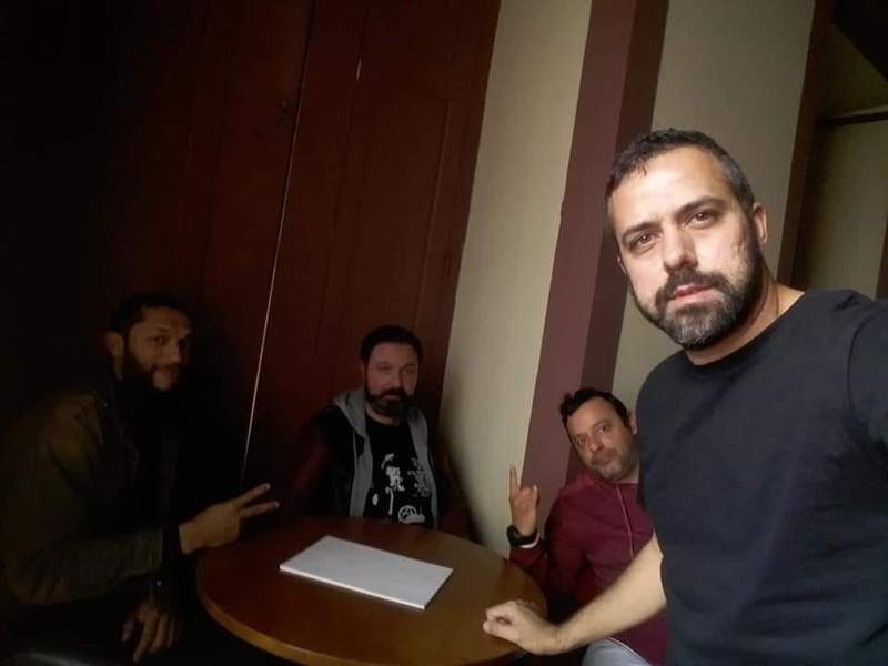 Foto 11 de Vermelho Profundo