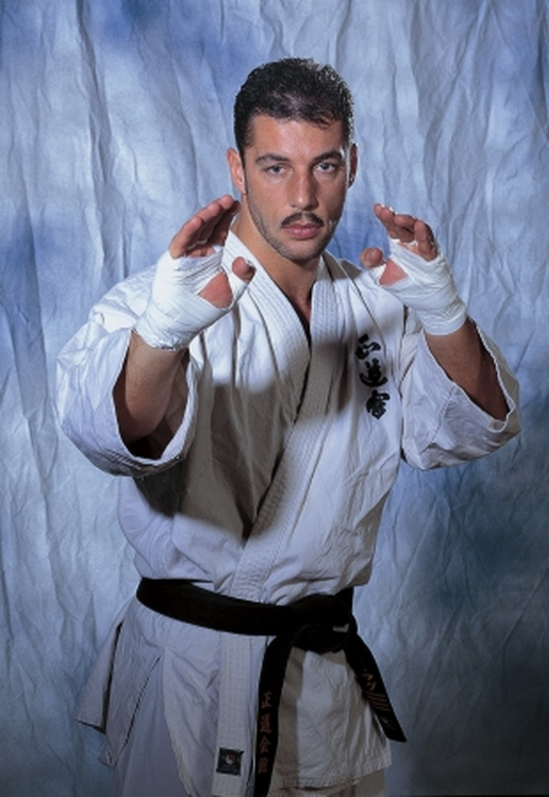 Andy Hug - Foto 2