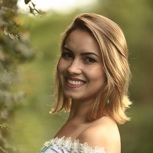 Foto de perfil de Camila Pires