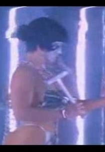 Scorpions: Hit Between The Eyes (Scorpions: Hit Between The Eyes)