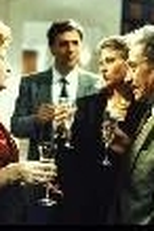 Una Famiglia in Giallo  (Una famiglia in giallo )