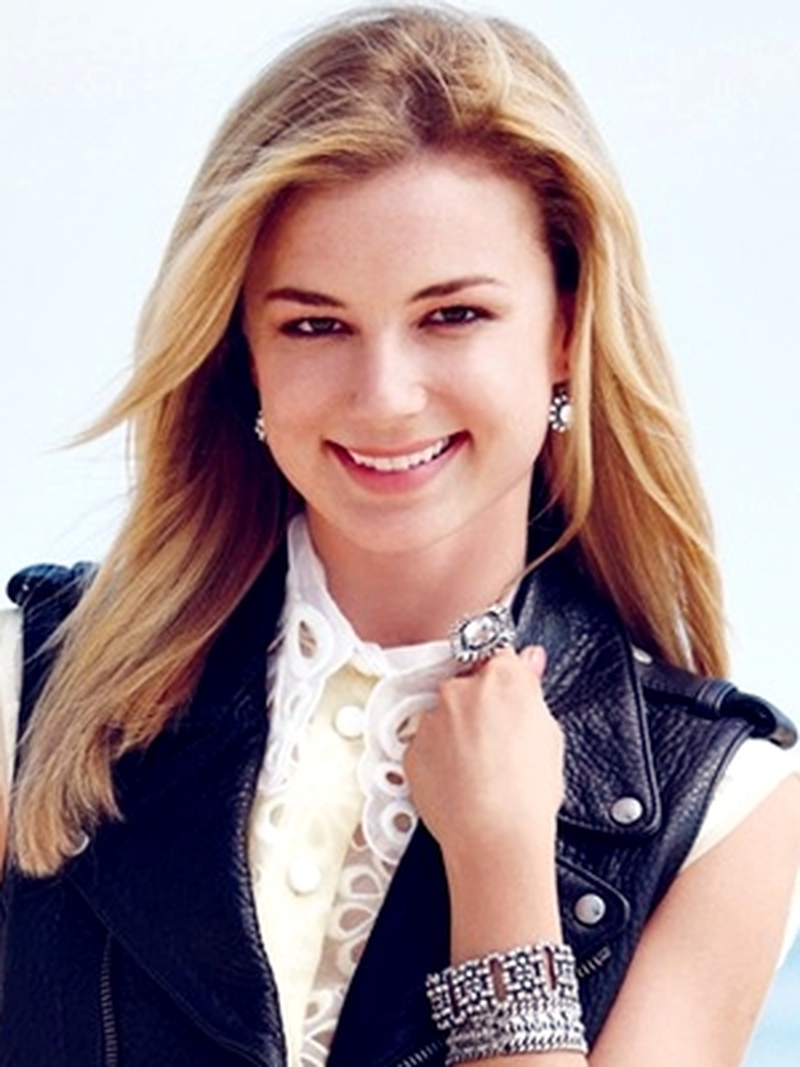 Emily VanCamp - Foto 8
