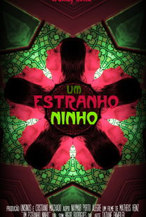 Um Estranho Ninho - Poster / Capa / Cartaz - Oficial 1