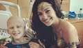 Gal Gadot visita hospital infantil