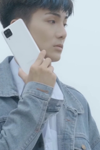 Poster de Episódio TRƯỚC BIỂN CẢ (2021)