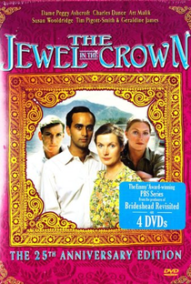 The Jewel in the Crown - Poster / Capa / Cartaz - Oficial 2