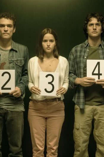Poster de Episódio Crossing the Line (2022)