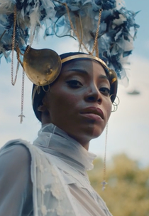 Nunca Olhe Para o Sol (Define Beauty: Never Look the Sun)