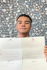 Jovem de MS recebe cartas da Família Real britânica após se solidarizar com saúde de Rei Charles e Kate Middleton (Jovem de MS recebe cartas da Família Real britânica após se solidarizar com saúde de Rei Charles e Kate Middleton)