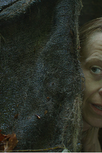  de Filme Couple in a Hole (2015)