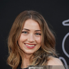 Emily Rudd - Foto 1