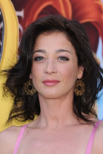 Moira Kelly - Poster 1