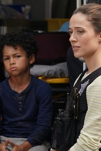 Poster de Episódio In the Dark (2021)