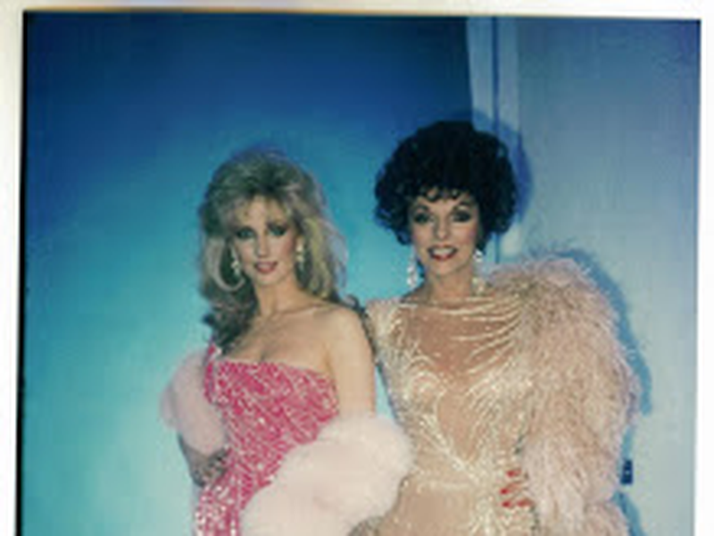 Foto 3 de Loiras vs Morenas