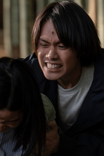 Poster de Episódio 外からの力 (2024)