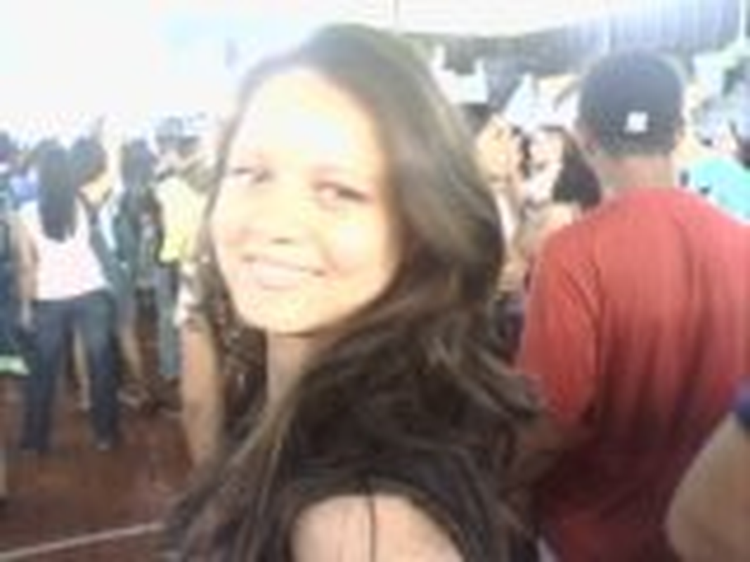 Kamilla Santos - Foto 1