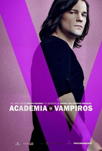 Academia de Vampiros: O Beijo das Sombras - Poster / Capa / Cartaz - Oficial 16