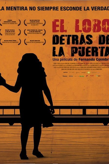  de Filme O Lobo Atrás da Porta (2013)