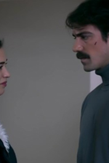 Poster de Episódio 17. Bölüm (2012)