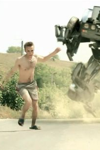 Poster de Curta Transformers Russo (2010)