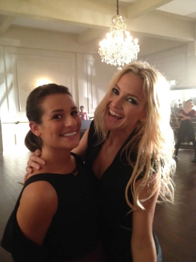 Glee | Lea Michele e Kate Hudson na primeira foto da quarta temporada