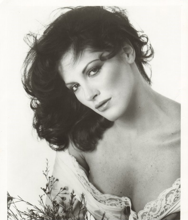 Fotos | Danielle Deneux | Artista | Filmow